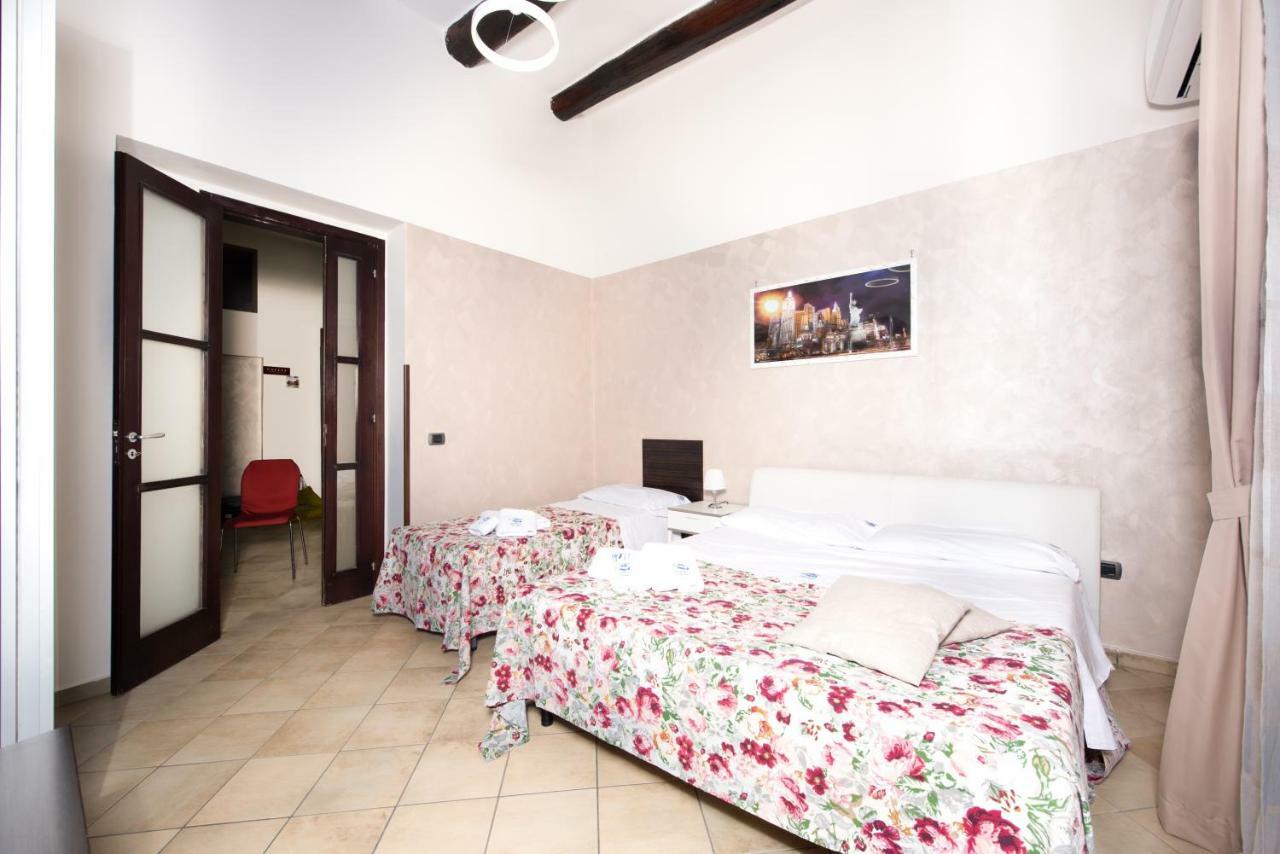 Bed and Breakfast Chiaia Relax Nápoles Exterior foto